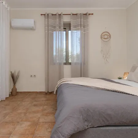 Casa Maria With Private Pool & Sea View *