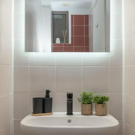 Casa Maria With Private Pool & Sea View Appartement *